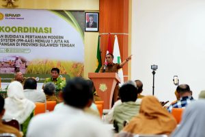 Gubernur Sulawesi Tengah, Anwar Hafid, menegaskan komitmennya menjadikan sektor pertanian sebagai penggerak utama kesejahteraan masyarakat saat membuka Rapat Koordinasi Perluasan Penerapan Budidaya Padi Pertanian Modern (PMAAS