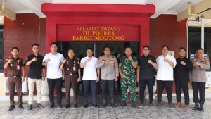 "Soliditas antarlembaga harus terus dipelihara melalui komunikasi yang intensif dan koordinasi yang efektif. Dengan kebersamaan, kita mampu memberikan kepastian hukum, rasa aman, serta pelayanan terbaik kepada masyarakat. Sinergitas ini bukan hanya simbol kebersamaan, tetapi kekuatan nyata dalam menjaga stabilitas daerah," tegas Kapolres.